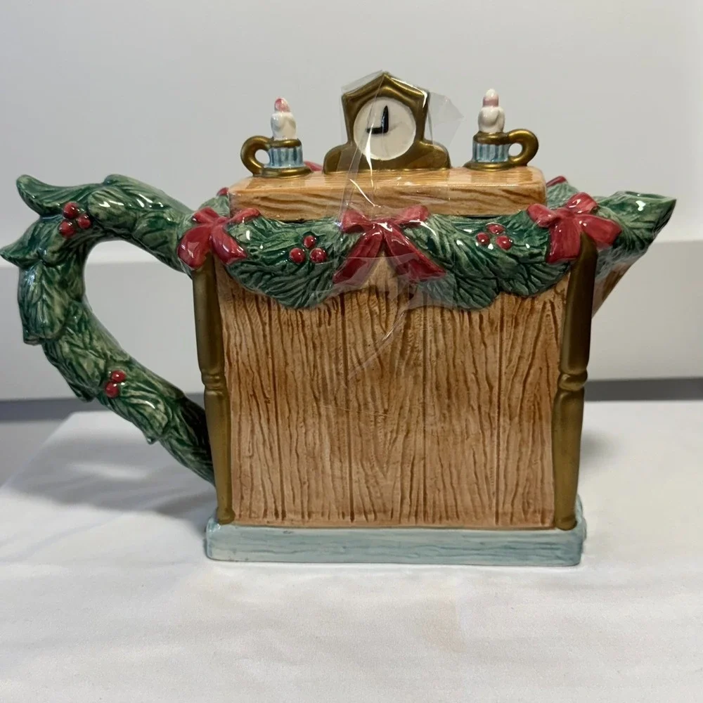 Omnibus by Fitz and Floyd 1996 Santa Christmas‎ Tea Pot 32 oz Head Painted